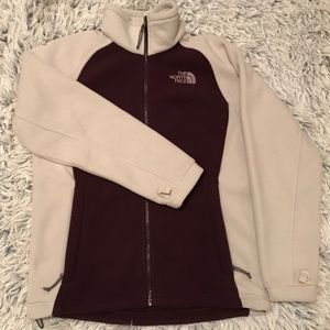 The North Face Sweater 💜